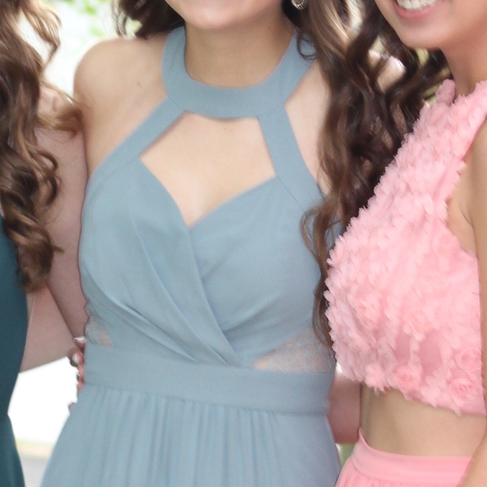 Prom Dress - Picture 2 of 3